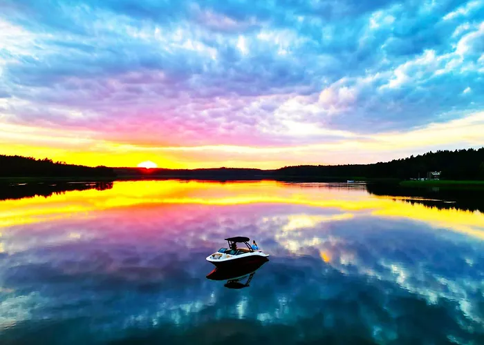 Ii - Z Widokiem Na Jezioro I Park Оструда